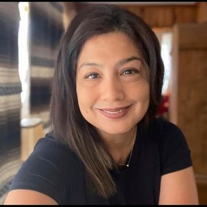 Meet your Posher, Aurora